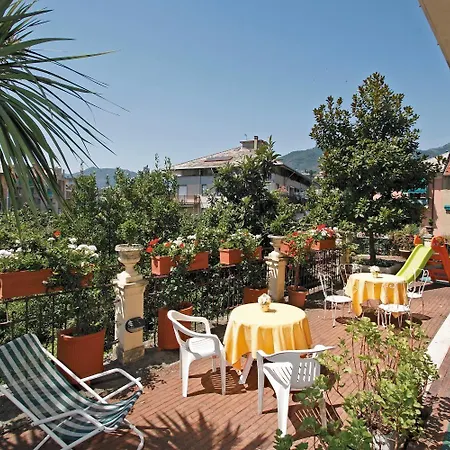 Hotel Mondial 3*