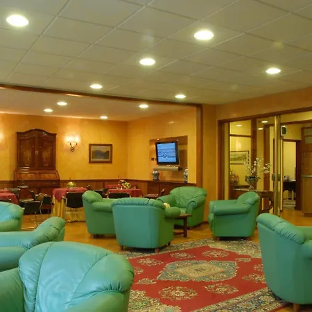Mondial Hotel