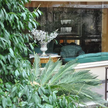 Mondial Hotel