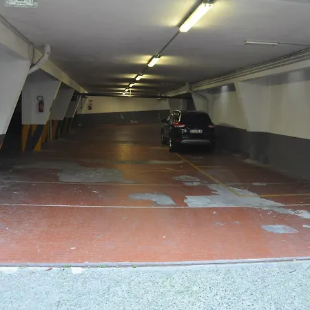 Отель Mondial Рапалло