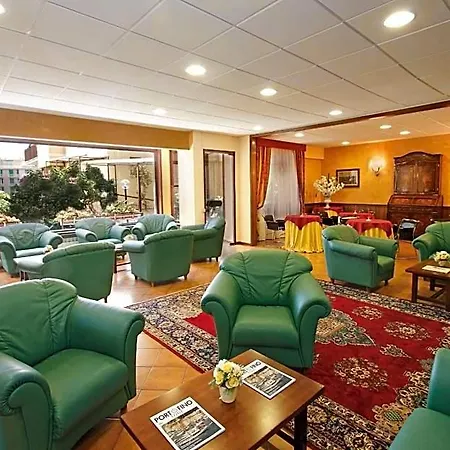 Hotell Mondial 3*